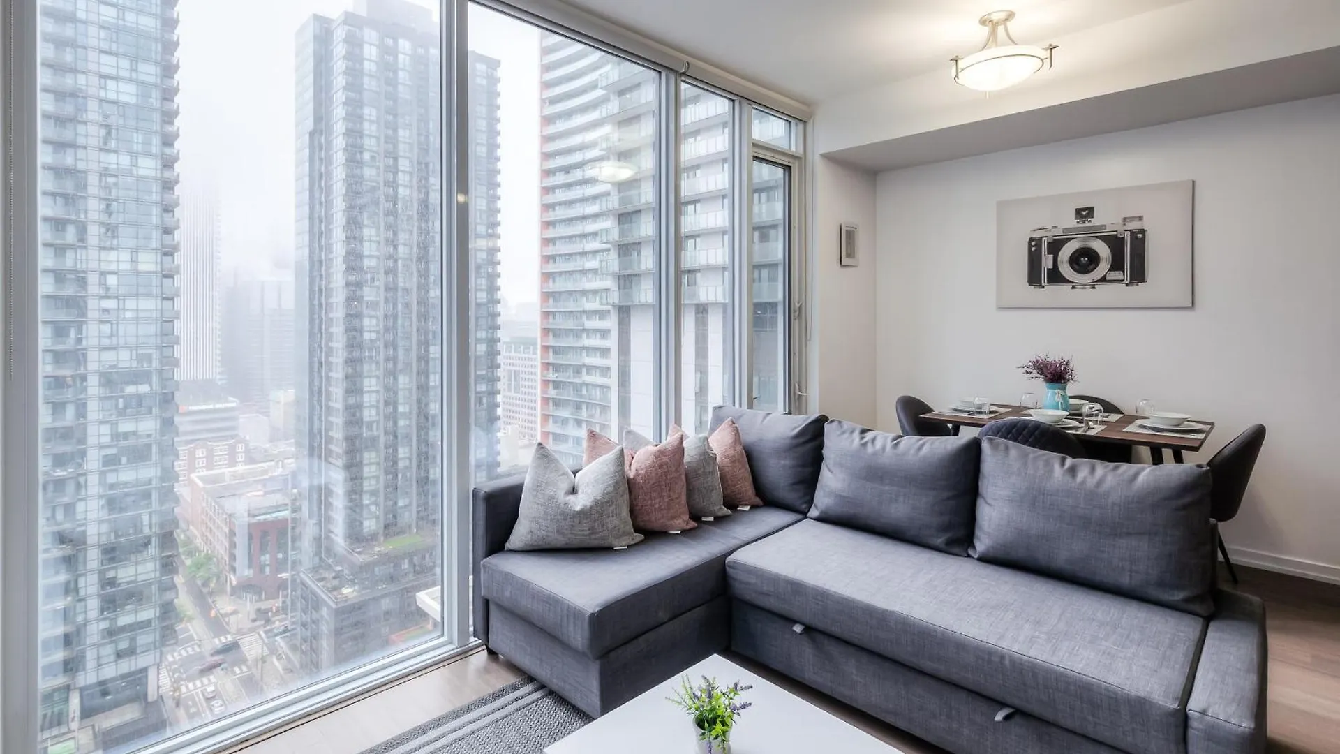 Atlas Suites Furnished Apartments- Iceboat Terrace Toronto 3*,  Canada