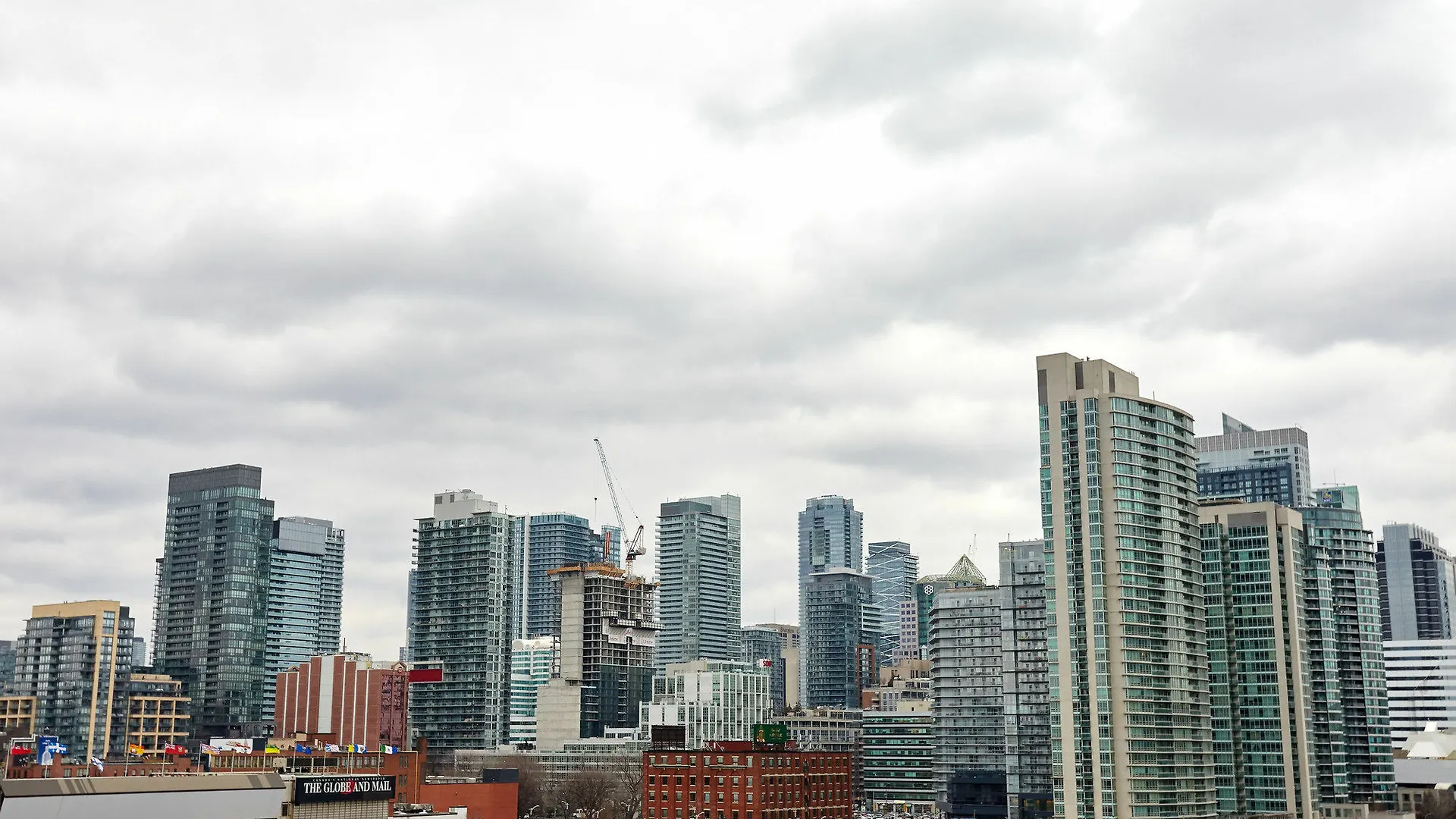 Atlas Suites Furnished Apartments- Iceboat Terrace Toronto