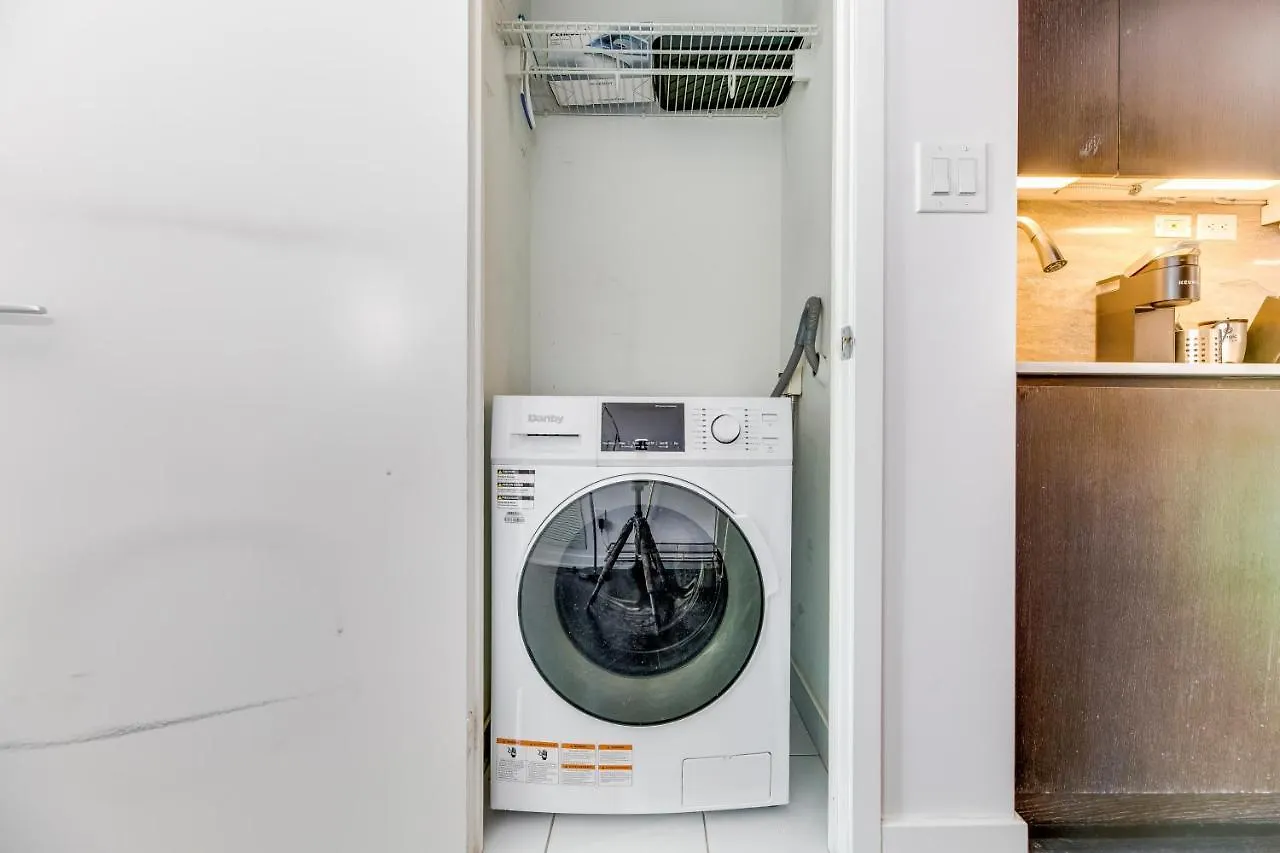 Gasthof Atlas Suites Furnished Apartments- Iceboat Terrace Toronto